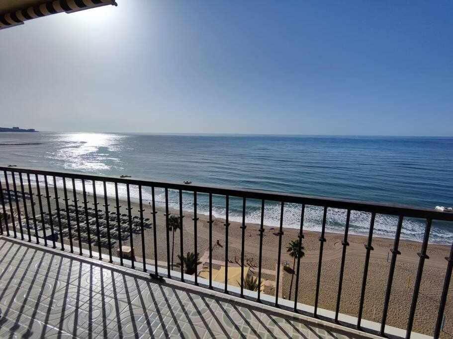 Fuengirola Frente Al Mar Apt ภายนอก รูปภาพ